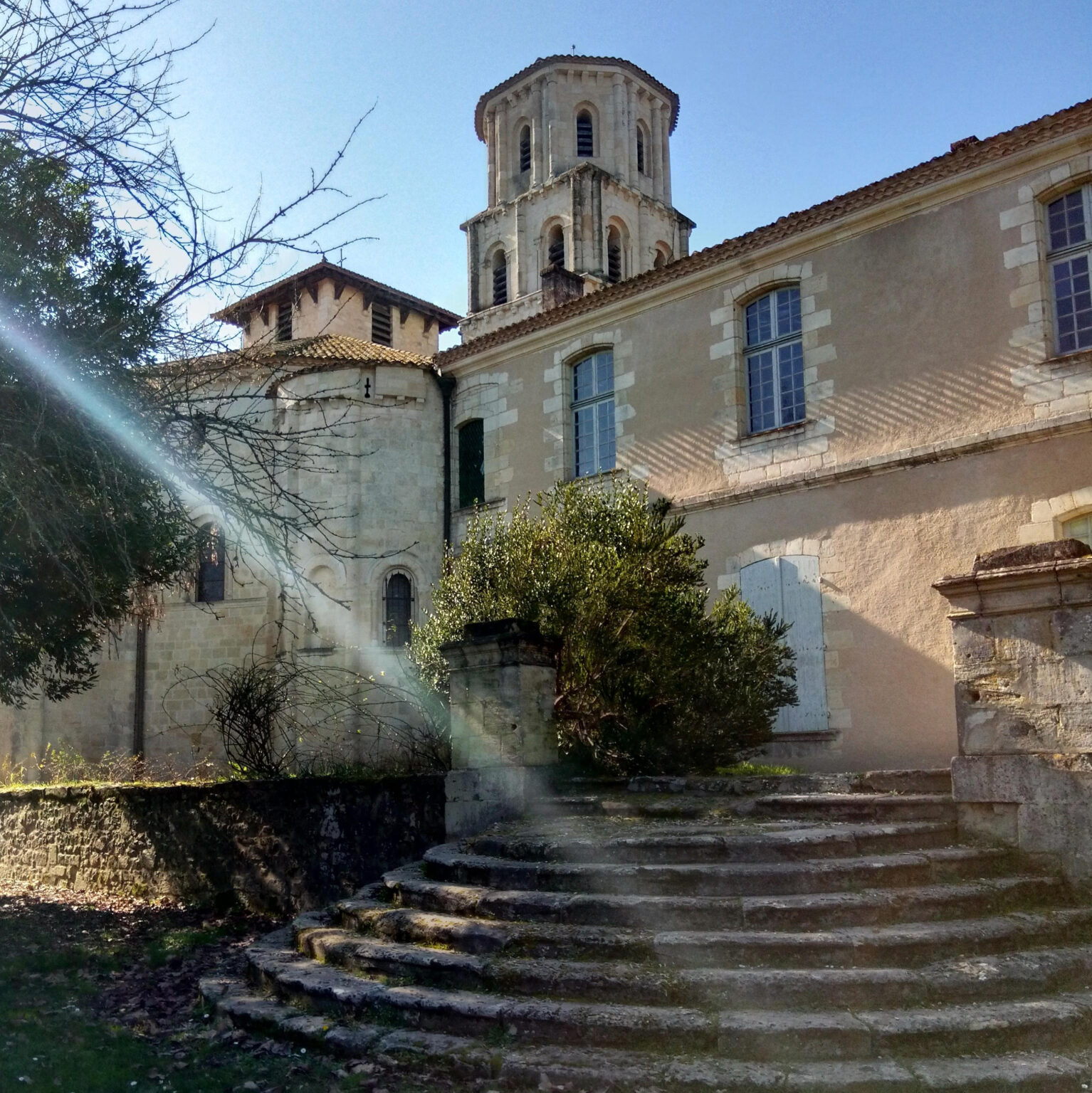 Vue depuis le parc de l'abbaye copie